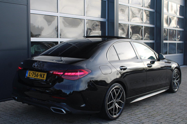 Mercedes-Benz C-Klasse 200 AMG Night | Pano | 360 | Memory | 19'' | Sfeerverlichting