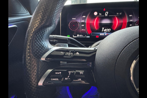 Mercedes-Benz C-Klasse 200 AMG Night | Pano | 360 | Memory | 19'' | Sfeerverlichting