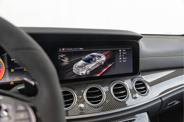 Mercedes-Benz E-Klasse AMG 63 S 612pk 4MATIC Pano AMG Performance Carbon Burmester 20'' Mercedes-Benz E-Klasse AMG 63 S 612pk 4MATIC Pano AMG Performance Carbon Burmester 20''
