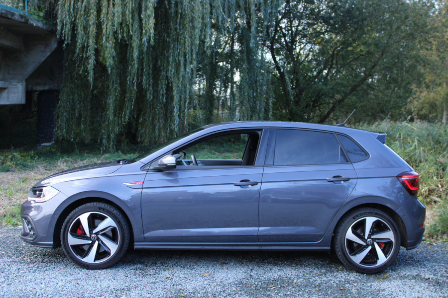 Volkswagen Polo GTI 2.0 TSI 210PK DSG GTI-SPORT LED/PDC/CARPLAY Volkswagen Polo GTI 2.0 TSI 210PK DSG GTI-SPORT LED/PDC/CARPLAY