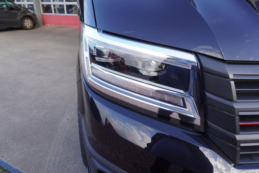 Volkswagen Crafter 30 2.0 TDI 140PK L3H3 Exclusive Automaat nr. V164 | Hero Edition | Airco | Cruise | Navi | trekhaak  | Camera