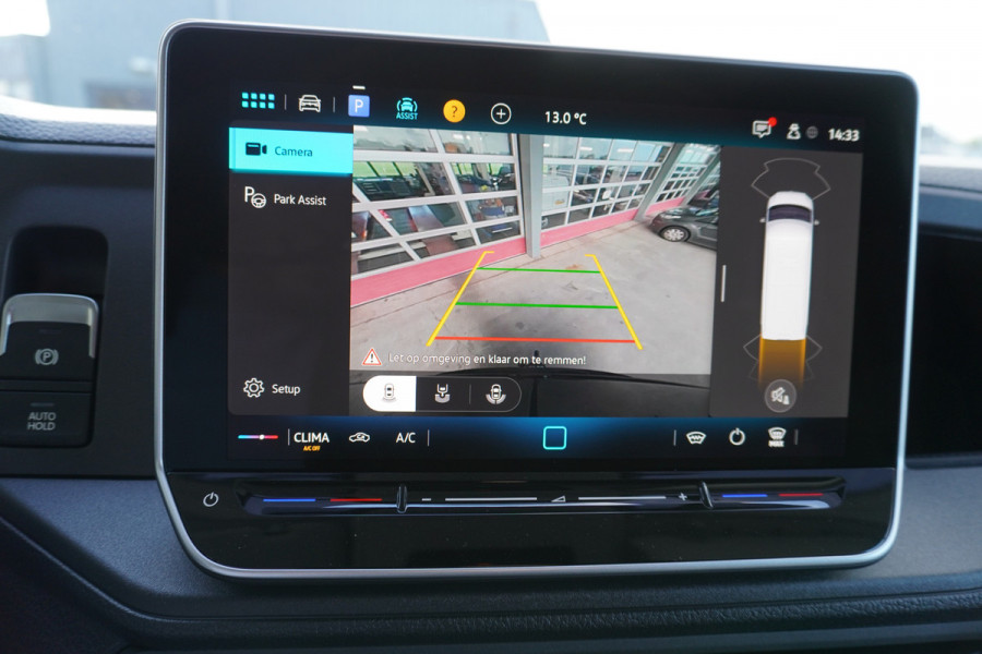 Volkswagen Crafter 30 2.0 TDI 140PK L3H3 Exclusive Automaat nr. V164 | Hero Edition | Airco | Cruise | Navi | trekhaak  | Camera