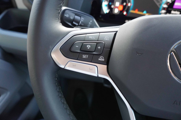 Volkswagen Crafter 30 2.0 TDI 140PK L3H3 Exclusive Automaat nr. V164 | Hero Edition | Airco | Cruise | Navi | trekhaak  | Camera