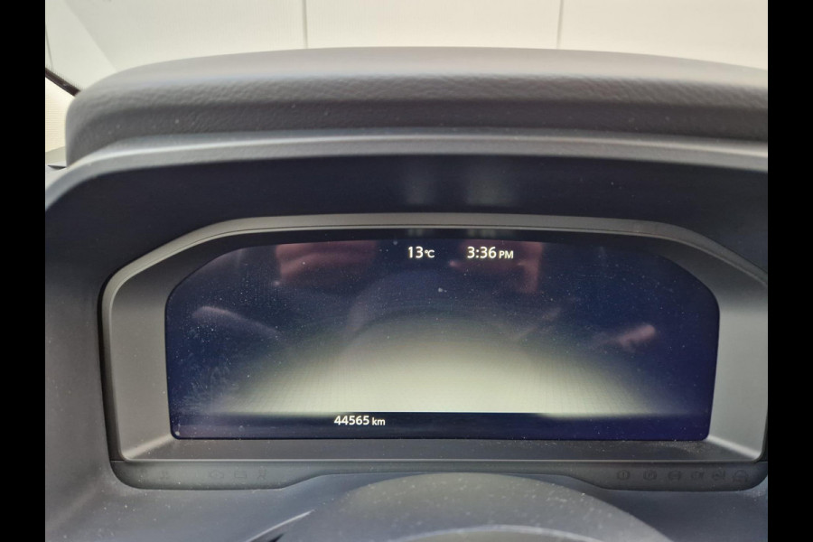 Nissan QASHQAI 1.3 MHEV N-Connecta /Nardogrijs /Winterpakket Nissan QASHQAI 1.3 MHEV N-Connecta /Nardogrijs /Winterpakket