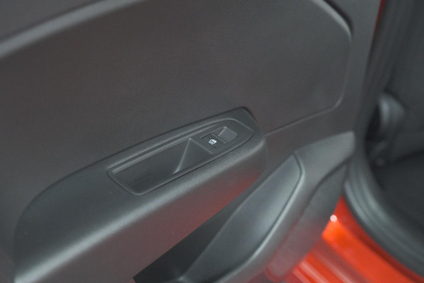 Renault Clio TCe 90 GPF evolution | Stoelverwarming | Parkeersensoren | Navigatie | Apple Carplay