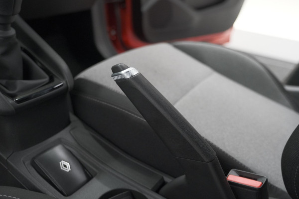 Renault Clio TCe 90 GPF evolution | Stoelverwarming | Parkeersensoren | Navigatie | Apple Carplay