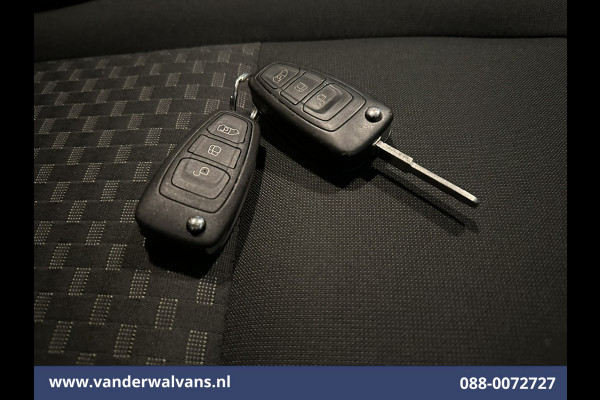 Ford Transit Custom 2.0 TDCI 131pk L2H1 Euro6 Airco | LED | Apple Carplay | Cruisecontrol | 2800kg Trekhaak Parkeersensoren, Stoelverwarming, Verwarmde voorruit, Bijrijdersbank