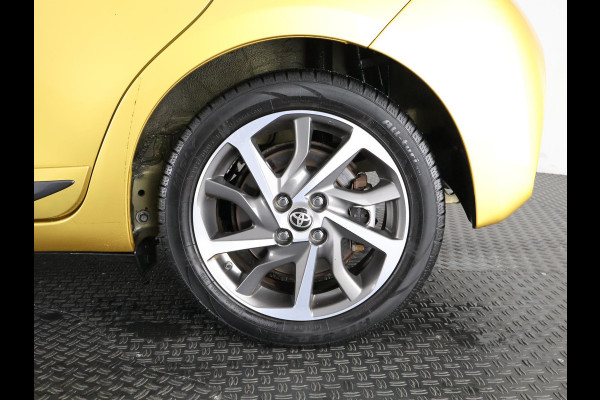Toyota Yaris 1.5 HYBRID GOLD LIMITED EDITION.GARANTIE 8-2029 1e EIG.AFNEEMBARE TREKHAAK CLIMA. CRUISE. Toyota Yaris 1.5 HYBRID GOLD LIMITED EDITION.GARANTIE 8-2029 1e EIG.AFNEEMBARE TREKHAAK CLIMA. CRUISE.