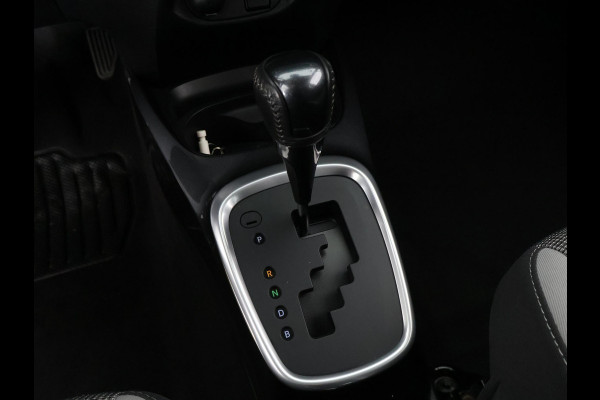 Toyota Yaris 1.5 HYBRID GOLD LIMITED EDITION.GARANTIE 8-2029 1e EIG.AFNEEMBARE TREKHAAK CLIMA. CRUISE. Toyota Yaris 1.5 HYBRID GOLD LIMITED EDITION.GARANTIE 8-2029 1e EIG.AFNEEMBARE TREKHAAK CLIMA. CRUISE.