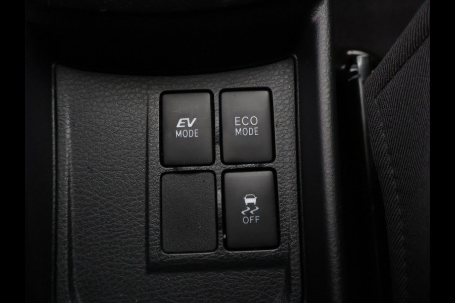 Toyota Yaris 1.5 HYBRID GOLD LIMITED EDITION.GARANTIE 8-2029 1e EIG.AFNEEMBARE TREKHAAK CLIMA. CRUISE. Toyota Yaris 1.5 HYBRID GOLD LIMITED EDITION.GARANTIE 8-2029 1e EIG.AFNEEMBARE TREKHAAK CLIMA. CRUISE.