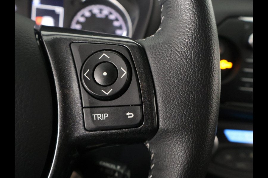 Toyota Yaris 1.5 HYBRID GOLD LIMITED EDITION.GARANTIE 8-2029 1e EIG.AFNEEMBARE TREKHAAK CLIMA. CRUISE. Toyota Yaris 1.5 HYBRID GOLD LIMITED EDITION.GARANTIE 8-2029 1e EIG.AFNEEMBARE TREKHAAK CLIMA. CRUISE.