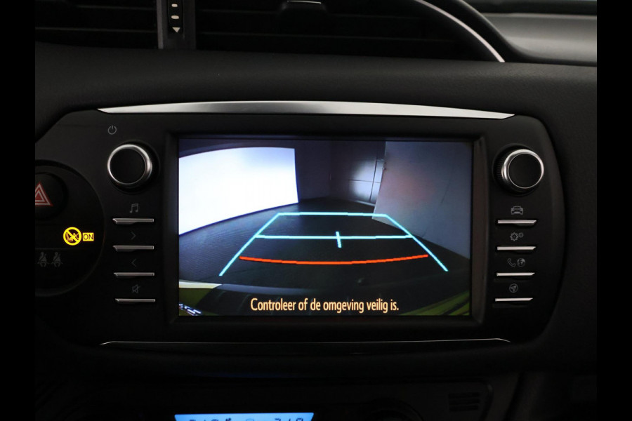 Toyota Yaris 1.5 HYBRID GOLD LIMITED EDITION.GARANTIE 8-2029 1e EIG.AFNEEMBARE TREKHAAK CLIMA. CRUISE. Toyota Yaris 1.5 HYBRID GOLD LIMITED EDITION.GARANTIE 8-2029 1e EIG.AFNEEMBARE TREKHAAK CLIMA. CRUISE.