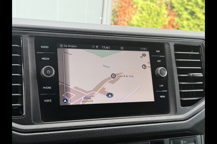 Volkswagen Crafter 35 2.0 TDI HIGHLINE+ / L3H3 / 750 KG DHOLLANDIA HYDR. LAADKLEP / AIRCO / CRUISE / NAVI / CAMERA / CARPLAY