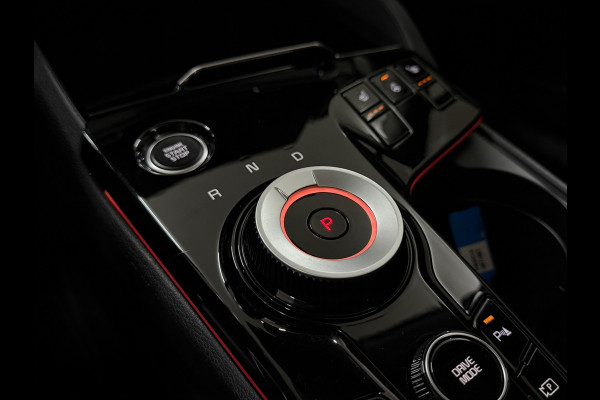 Kia Sportage 1.6 T-GDi MHEV DynamicLinePlus | Pano | LED | 360° Camera | Winterpakket Kia Sportage 1.6 T-GDi MHEV DynamicLinePlus | Pano | LED | 360° Camera | Winterpakket