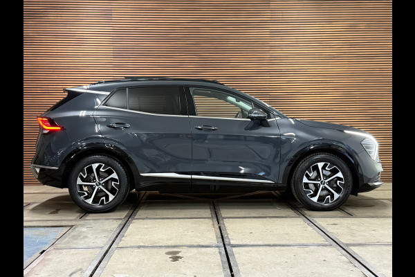 Kia Sportage 1.6 T-GDi MHEV DynamicLinePlus | Pano | LED | 360° Camera | Winterpakket Kia Sportage 1.6 T-GDi MHEV DynamicLinePlus | Pano | LED | 360° Camera | Winterpakket