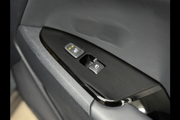 Kia Sportage 1.6 T-GDi MHEV DynamicLinePlus | Pano | LED | 360° Camera | Winterpakket Kia Sportage 1.6 T-GDi MHEV DynamicLinePlus | Pano | LED | 360° Camera | Winterpakket