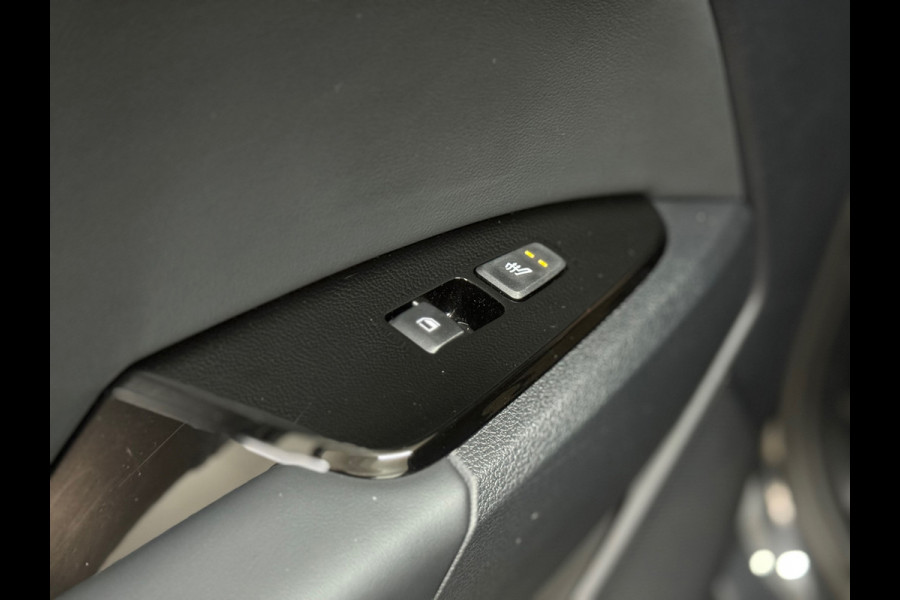 Kia Sportage 1.6 T-GDi MHEV DynamicLinePlus | Pano | LED | 360° Camera | Winterpakket Kia Sportage 1.6 T-GDi MHEV DynamicLinePlus | Pano | LED | 360° Camera | Winterpakket