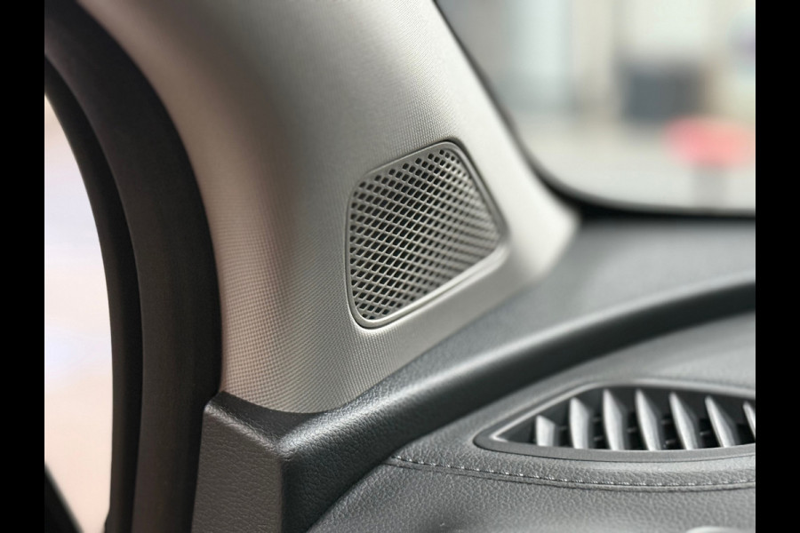 Kia Sportage 1.6 T-GDi MHEV DynamicLinePlus | Pano | LED | 360° Camera | Winterpakket Kia Sportage 1.6 T-GDi MHEV DynamicLinePlus | Pano | LED | 360° Camera | Winterpakket