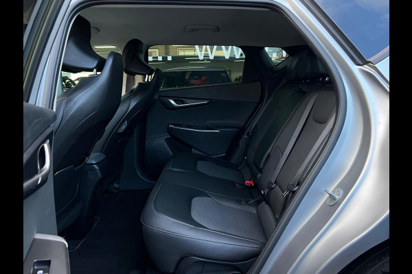 Kia Ev6 58 kWh NL-AUTO | NAVI | 1/2 LEDER Kia Ev6 58 kWh NL-AUTO | NAVI | 1/2 LEDER