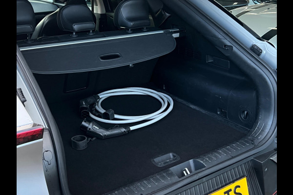 Kia Ev6 58 kWh NL-AUTO | NAVI | 1/2 LEDER Kia Ev6 58 kWh NL-AUTO | NAVI | 1/2 LEDER