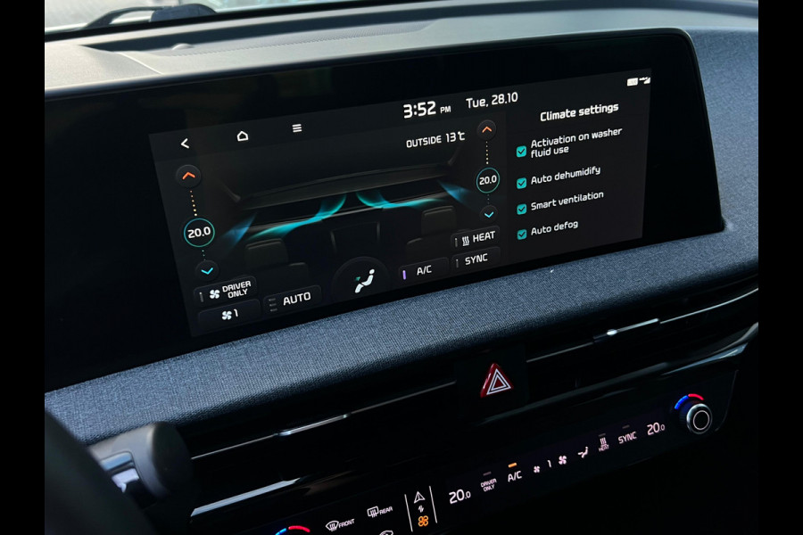 Kia Ev6 58 kWh NL-AUTO | NAVI | 1/2 LEDER Kia Ev6 58 kWh NL-AUTO | NAVI | 1/2 LEDER