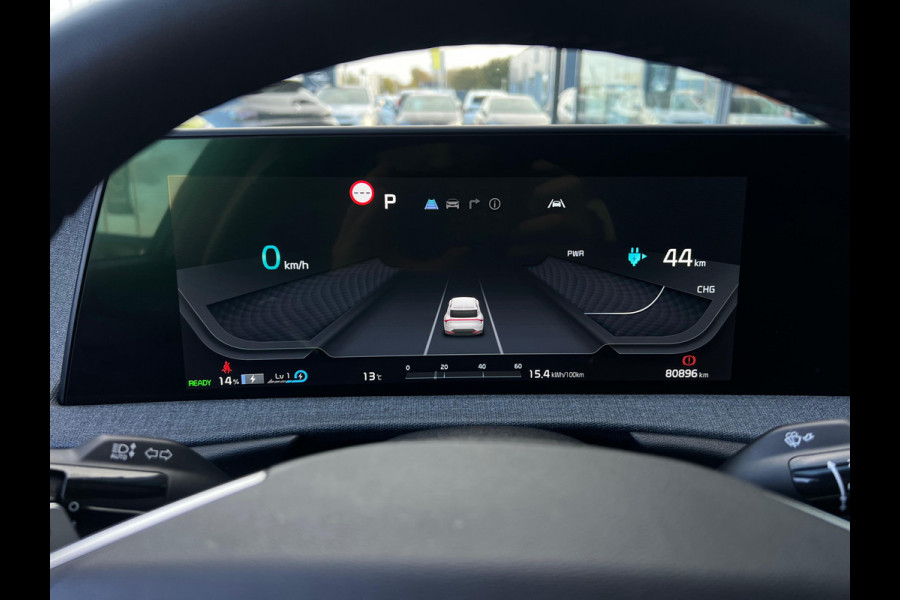 Kia Ev6 58 kWh NL-AUTO | NAVI | 1/2 LEDER Kia Ev6 58 kWh NL-AUTO | NAVI | 1/2 LEDER