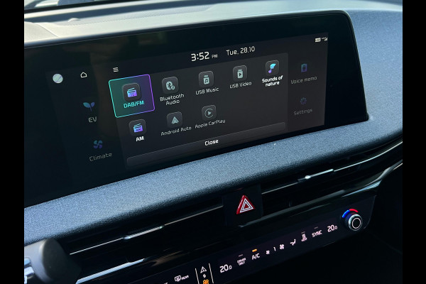 Kia Ev6 58 kWh NL-AUTO | NAVI | 1/2 LEDER Kia Ev6 58 kWh NL-AUTO | NAVI | 1/2 LEDER