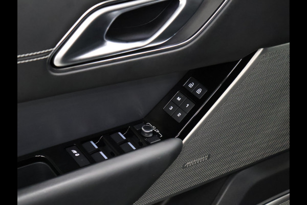 Land Rover Range Rover Velar 2.0 P400e R-Dynamic HSE *WEEKAANBIEDING* [SCHUIFKANTELDAK, STOELMASSAGE, TREKHAAK AFNEEMBAAR, MEMORY SEATS, APPLE CARPLAY, ANDROID, MERIDIAN SOUND, OFFROAD MODE, 360 CAMERA, VOL LEDER, ADAPTIVE CRUISE, STOELVERWARMI