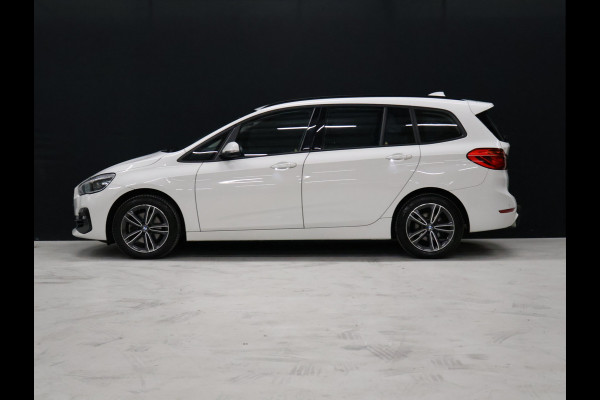 BMW 2 Serie Gran Tourer 218i 7p. Executive Edition [7-ZITS, TREKHAAK AFNEEMBAAR, HEAD-UP, PDC ACHTER, LEDVERLICHTING, BLUETOOTH, ELEKTRISCHE ACHTERKLEP, 6-BAK, CRUISE, CLIMATE, NIEUWSTAAT]
