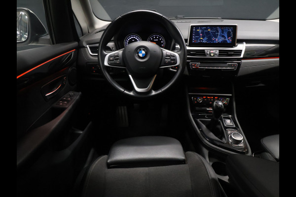 BMW 2 Serie Gran Tourer 218i 7p. Executive Edition [7-ZITS, TREKHAAK AFNEEMBAAR, HEAD-UP, PDC ACHTER, LEDVERLICHTING, BLUETOOTH, ELEKTRISCHE ACHTERKLEP, 6-BAK, CRUISE, CLIMATE, NIEUWSTAAT]