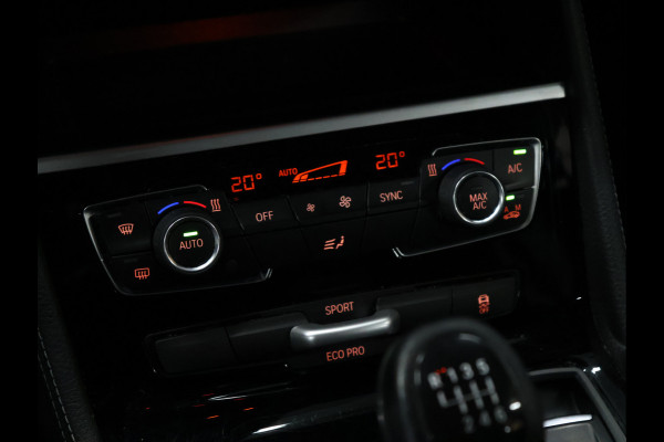 BMW 2 Serie Gran Tourer 218i 7p. Executive Edition [7-ZITS, TREKHAAK AFNEEMBAAR, HEAD-UP, PDC ACHTER, LEDVERLICHTING, BLUETOOTH, ELEKTRISCHE ACHTERKLEP, 6-BAK, CRUISE, CLIMATE, NIEUWSTAAT]