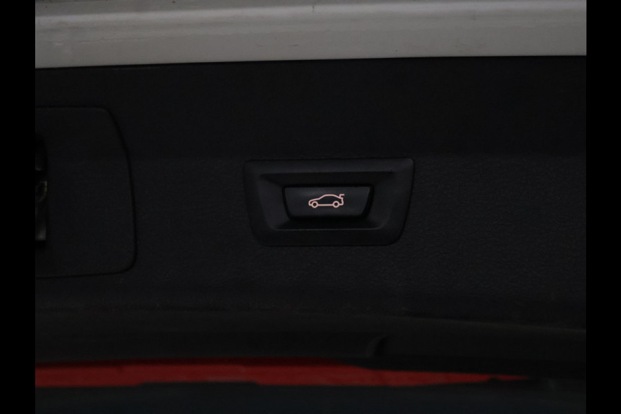 BMW 2 Serie Gran Tourer 218i 7p. Executive Edition [7-ZITS, TREKHAAK AFNEEMBAAR, HEAD-UP, PDC ACHTER, LEDVERLICHTING, BLUETOOTH, ELEKTRISCHE ACHTERKLEP, 6-BAK, CRUISE, CLIMATE, NIEUWSTAAT]