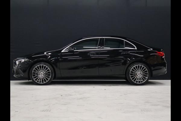 Mercedes-Benz A-Klasse 250 e Business Solution Luxury Limited [SFEERVERLICHTING, CAMERA, VOL LEDER, PDC V+A, STOELVERWARMING, BLUETOOTH, CRUISE, CLIMATE, NIEUWSTAAT]