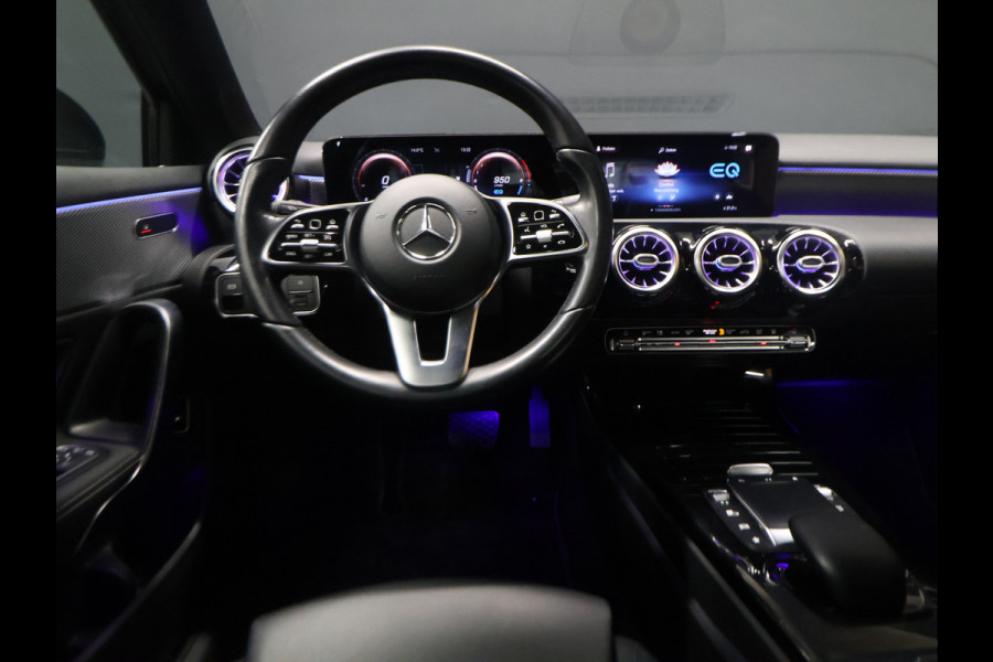 Mercedes-Benz A-Klasse 250 e Business Solution Luxury Limited [SFEERVERLICHTING, CAMERA, VOL LEDER, PDC V+A, STOELVERWARMING, BLUETOOTH, CRUISE, CLIMATE, NIEUWSTAAT]