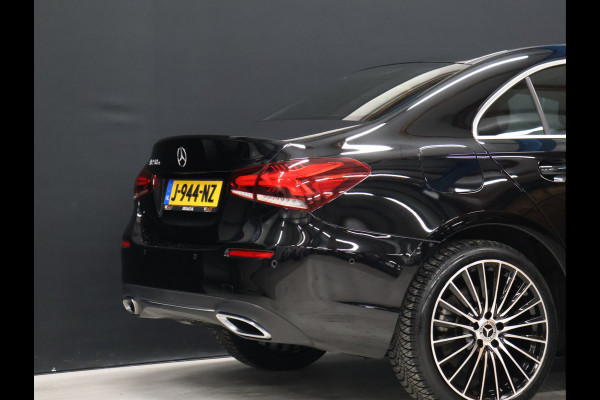 Mercedes-Benz A-Klasse 250 e Business Solution Luxury Limited [SFEERVERLICHTING, CAMERA, VOL LEDER, PDC V+A, STOELVERWARMING, BLUETOOTH, CRUISE, CLIMATE, NIEUWSTAAT]