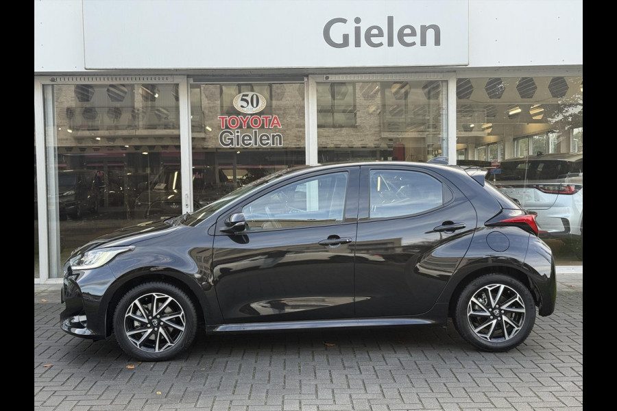 Toyota Yaris 1.5 Hybrid Dynamic Plus | Stoelverwarming, 16 inch, LED, Apple CarPlay/Android Auto, Parkeercamera, Keyless