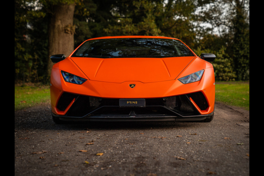 Lamborghini Huracan 5.2 V10 Performante | Arancio Antaeus | Carbon Bucket Seats | Lift | Camera Lamborghini Huracan 5.2 V10 Performante | Arancio Antaeus | Carbon Bucket Seats | Lift | Camera