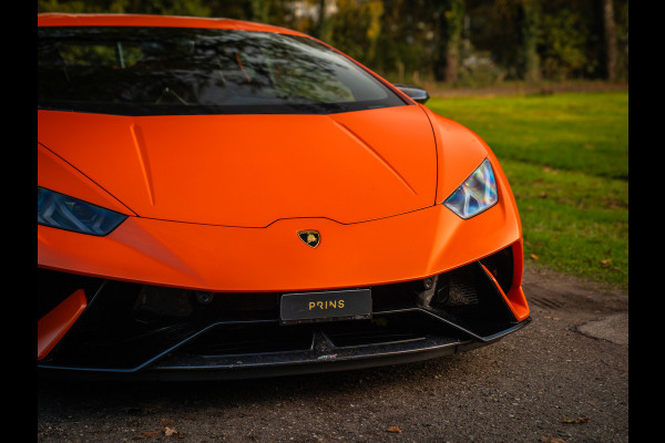 Lamborghini Huracan 5.2 V10 Performante | Arancio Antaeus | Carbon Bucket Seats | Lift | Camera Lamborghini Huracan 5.2 V10 Performante | Arancio Antaeus | Carbon Bucket Seats | Lift | Camera