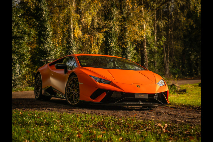 Lamborghini Huracan 5.2 V10 Performante | Arancio Antaeus | Carbon Bucket Seats | Lift | Camera Lamborghini Huracan 5.2 V10 Performante | Arancio Antaeus | Carbon Bucket Seats | Lift | Camera