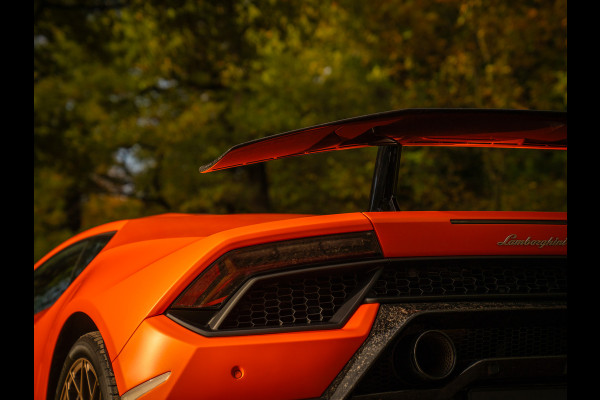 Lamborghini Huracan 5.2 V10 Performante | Arancio Antaeus | Carbon Bucket Seats | Lift | Camera Lamborghini Huracan 5.2 V10 Performante | Arancio Antaeus | Carbon Bucket Seats | Lift | Camera