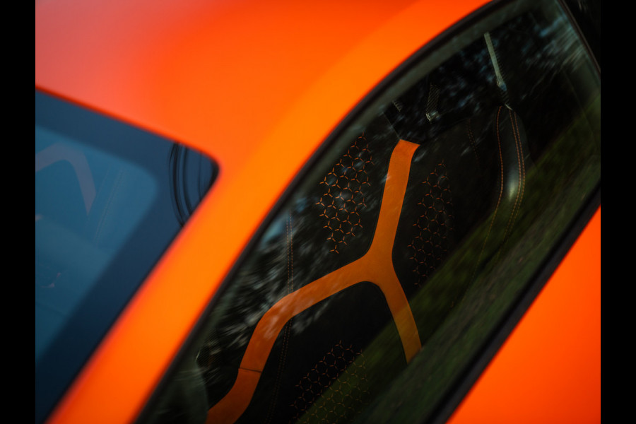 Lamborghini Huracan 5.2 V10 Performante | Arancio Antaeus | Carbon Bucket Seats | Lift | Camera Lamborghini Huracan 5.2 V10 Performante | Arancio Antaeus | Carbon Bucket Seats | Lift | Camera