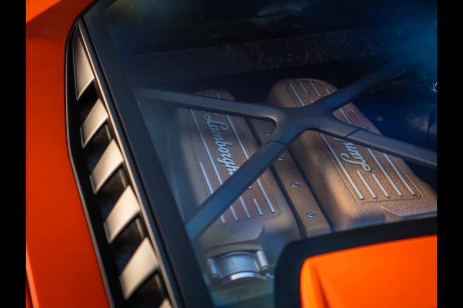 Lamborghini Huracan 5.2 V10 Performante | Arancio Antaeus | Carbon Bucket Seats | Lift | Camera Lamborghini Huracan 5.2 V10 Performante | Arancio Antaeus | Carbon Bucket Seats | Lift | Camera