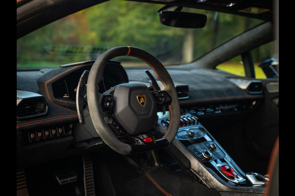 Lamborghini Huracan 5.2 V10 Performante | Arancio Antaeus | Carbon Bucket Seats | Lift | Camera Lamborghini Huracan 5.2 V10 Performante | Arancio Antaeus | Carbon Bucket Seats | Lift | Camera