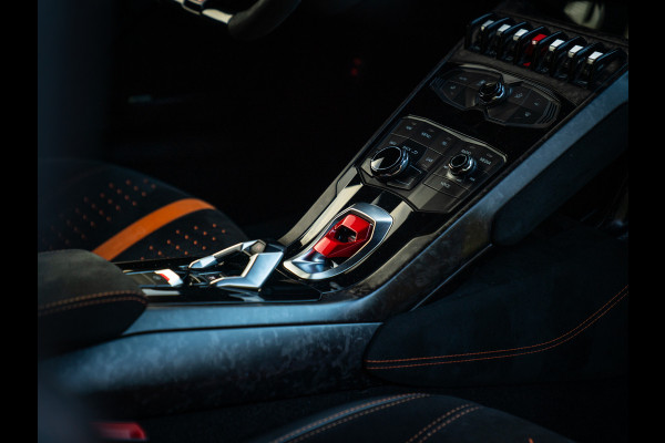 Lamborghini Huracan 5.2 V10 Performante | Arancio Antaeus | Carbon Bucket Seats | Lift | Camera Lamborghini Huracan 5.2 V10 Performante | Arancio Antaeus | Carbon Bucket Seats | Lift | Camera