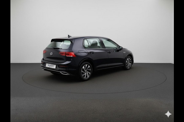 Volkswagen Golf 1.4 eHybrid Style 204 pk Automaat (DSG) | Navigatie | Parkeersensoren | Autom. airco (3 zones) | Stoelverwarming | LED koplampen | Volkswagen Golf 1.4 eHybrid Style 204 pk Automaat (DSG) | Navigatie | Parkeersensoren | Autom. airco (3 zones) | Stoelverwarming | LED koplampen |