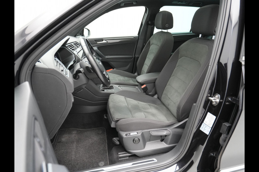 Volkswagen Tiguan 1.5 TSI ACT 150pk DSG Highline R-Line Panorama Camera Trekhaak Keyless Carplay 173