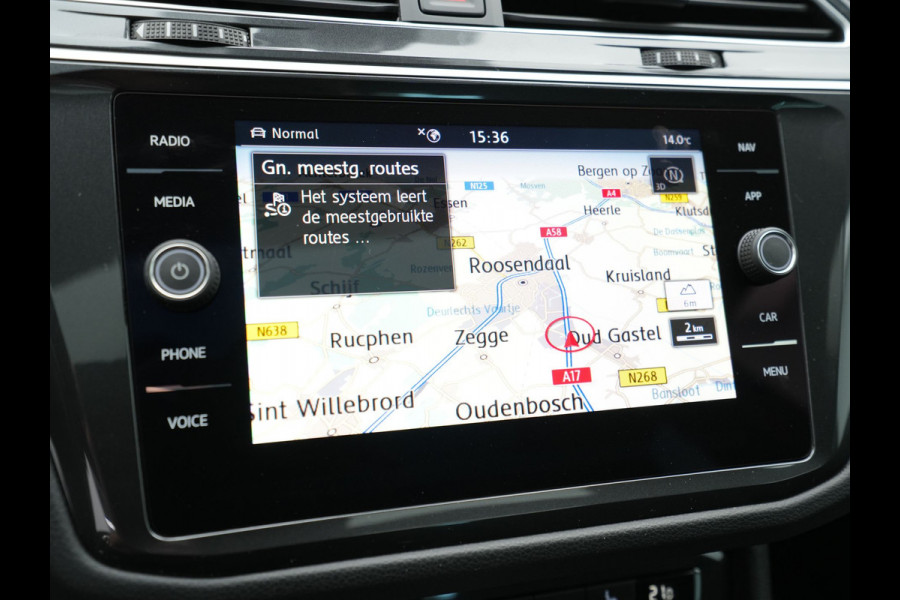 Volkswagen Tiguan 1.5 TSI ACT 150pk DSG Highline R-Line Panorama Camera Trekhaak Keyless Carplay 173