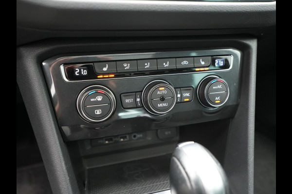 Volkswagen Tiguan 1.5 TSI ACT 150pk DSG Highline R-Line Panorama Camera Trekhaak Keyless Carplay 173