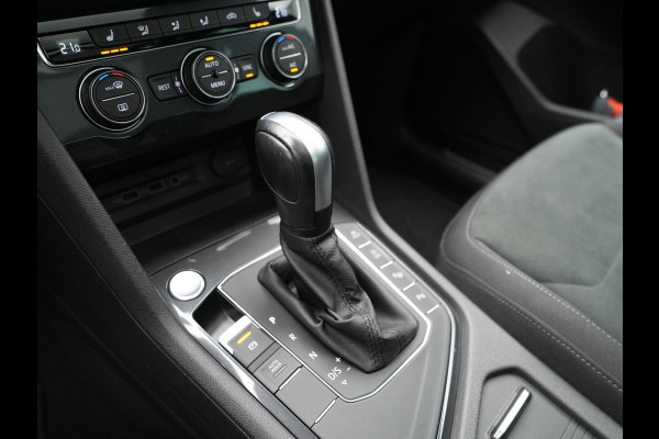 Volkswagen Tiguan 1.5 TSI ACT 150pk DSG Highline R-Line Panorama Camera Trekhaak Keyless Carplay 173