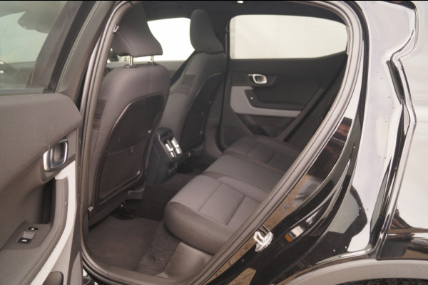 Polestar 2 Long Range Dual Motor 78kWh Launch Edition -PANO-TREKHAAK-